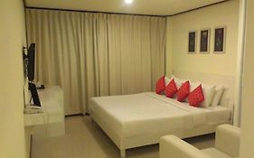 บ้านพะพลอย
